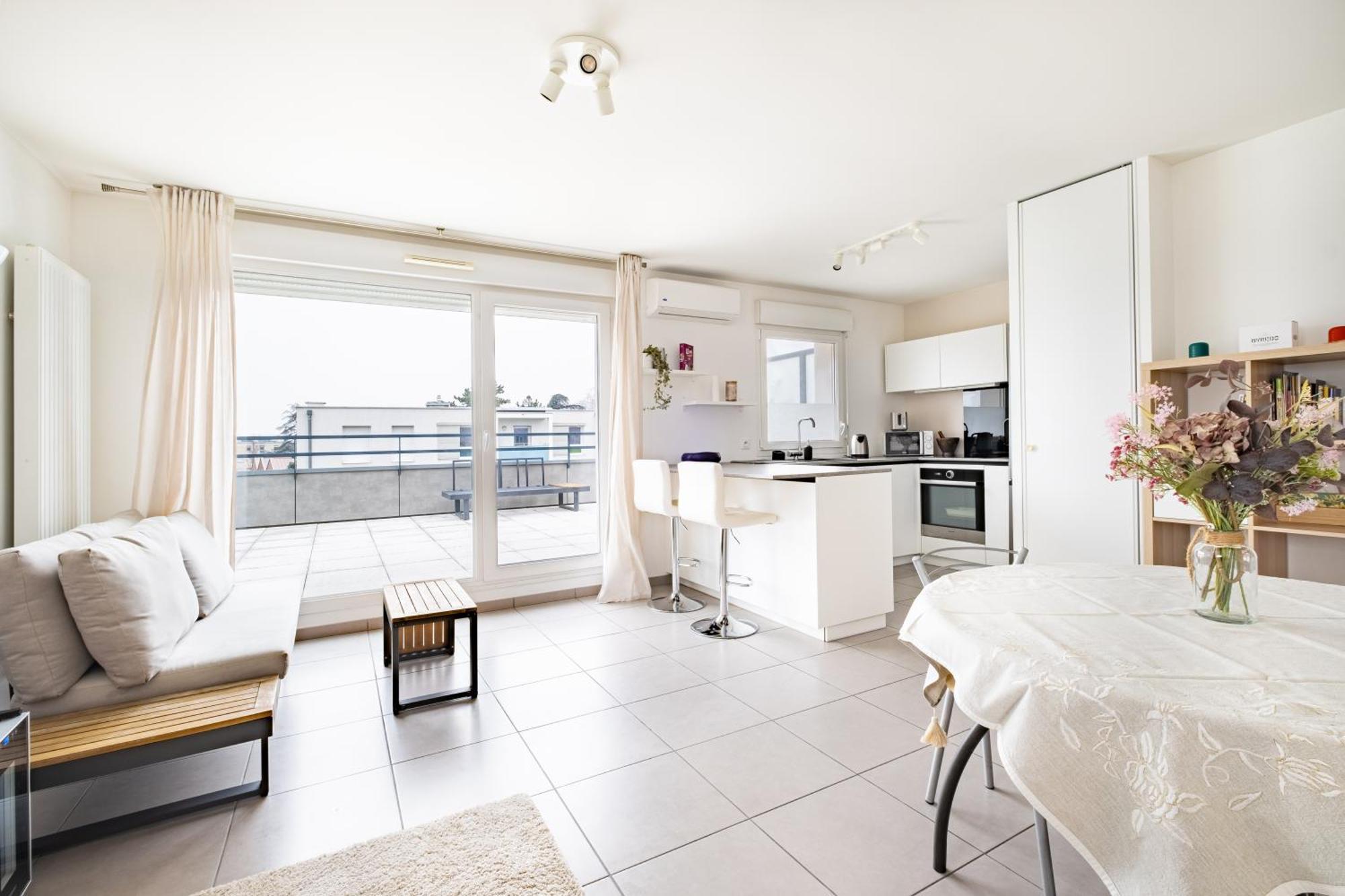Appartement T2 Neuf - Grande Terrasse De 25M2 Saint-Priest  Eksteriør bilde